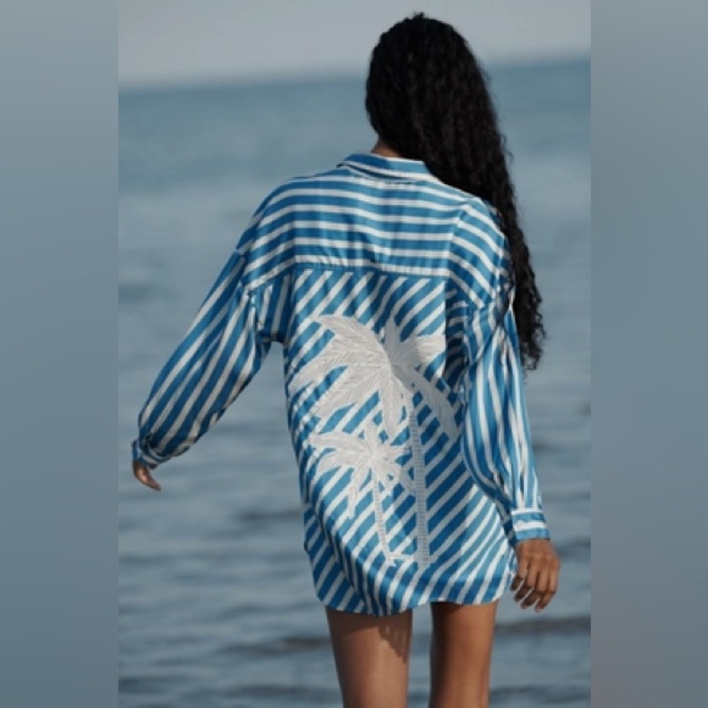 NWT Size 2X - Maaji Azure Stripes Manel Buttondown Shirt